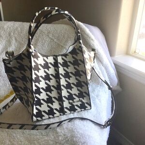 Sassy Jones Small Houndstooth Ava Purse